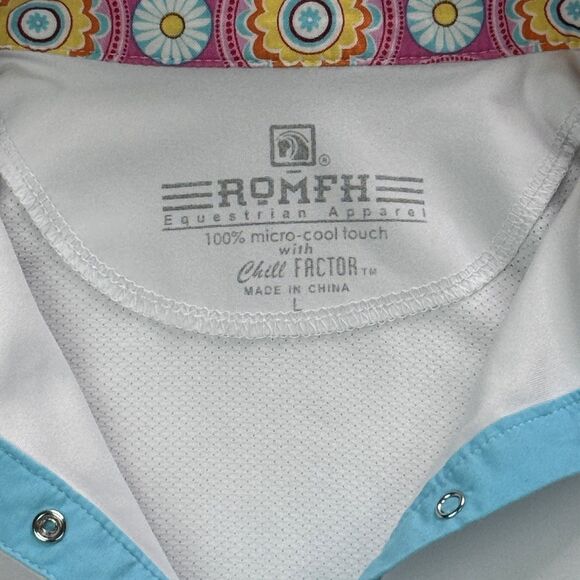 ROMFH Chill Factor Girls Show Shirts L White Floral Collar Lot of 2 - Picture 8 of 12